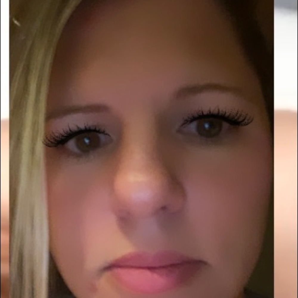 Meet your Posher, Yannel